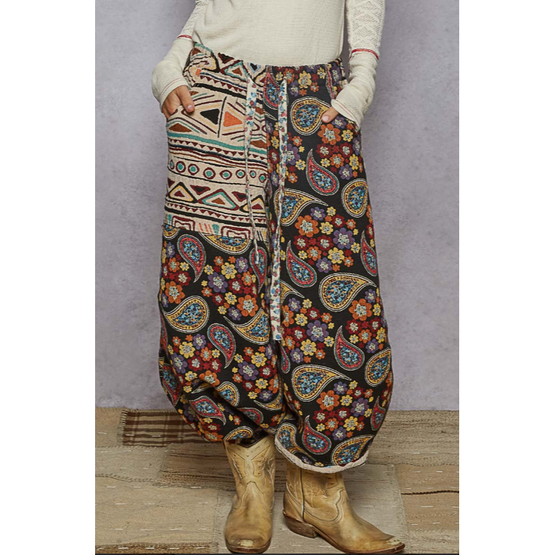 Main Character Jacquard Pants