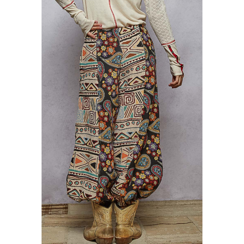 Main Character Jacquard Pants