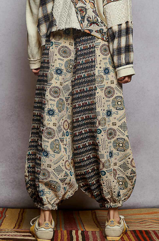 Main Character Jacquard Pants