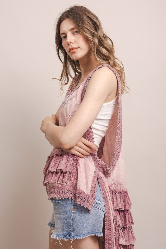 Daydream Believer Hi-Lo Top