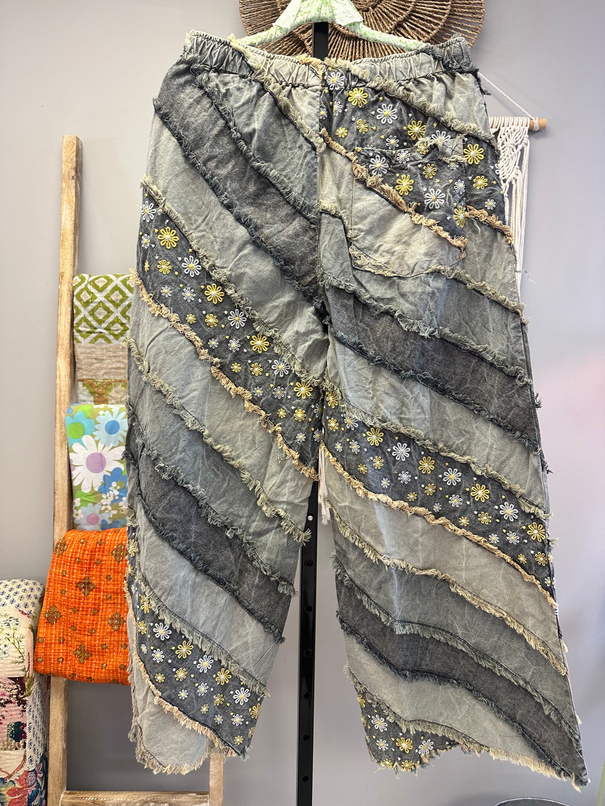 Daisy Daydream Pants