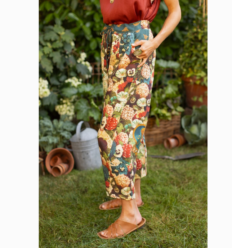 Stay Gold Linen Pants