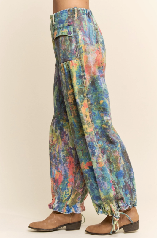 Canvas in Motion Pants