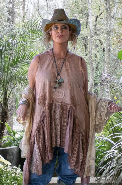 Move With the Wind Tank