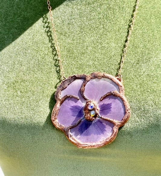 Pansy Necklace