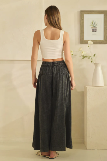 Black Pintuck Pants *Final Sale*