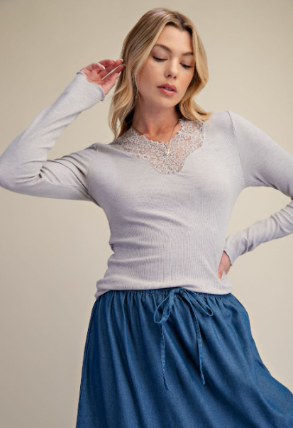 Lacey Thoughts Top