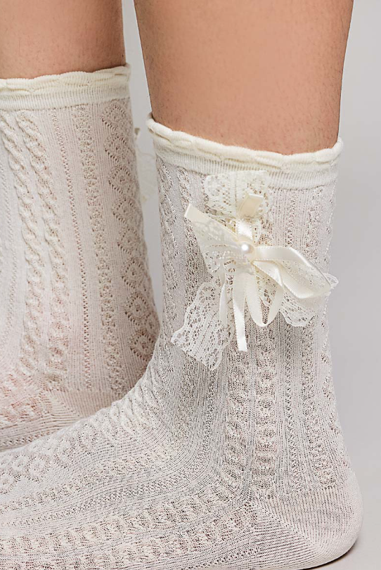 Bows & Pearls Socks
