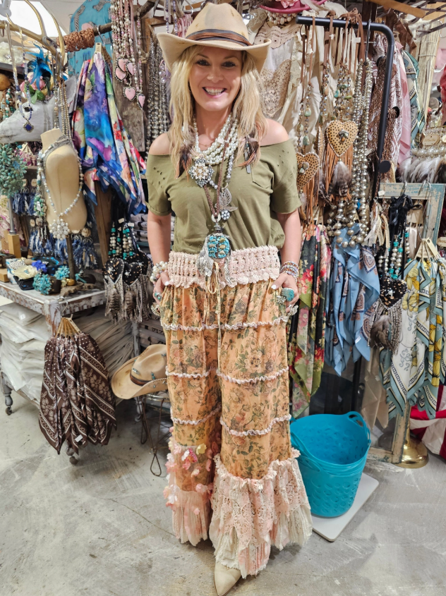 Lacy Bloom Rhapsody Pants